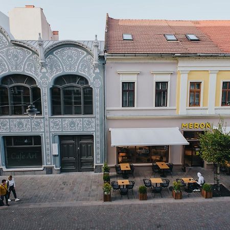 Noo'Vo Central Apartaments Oradea Eksteriør bilde